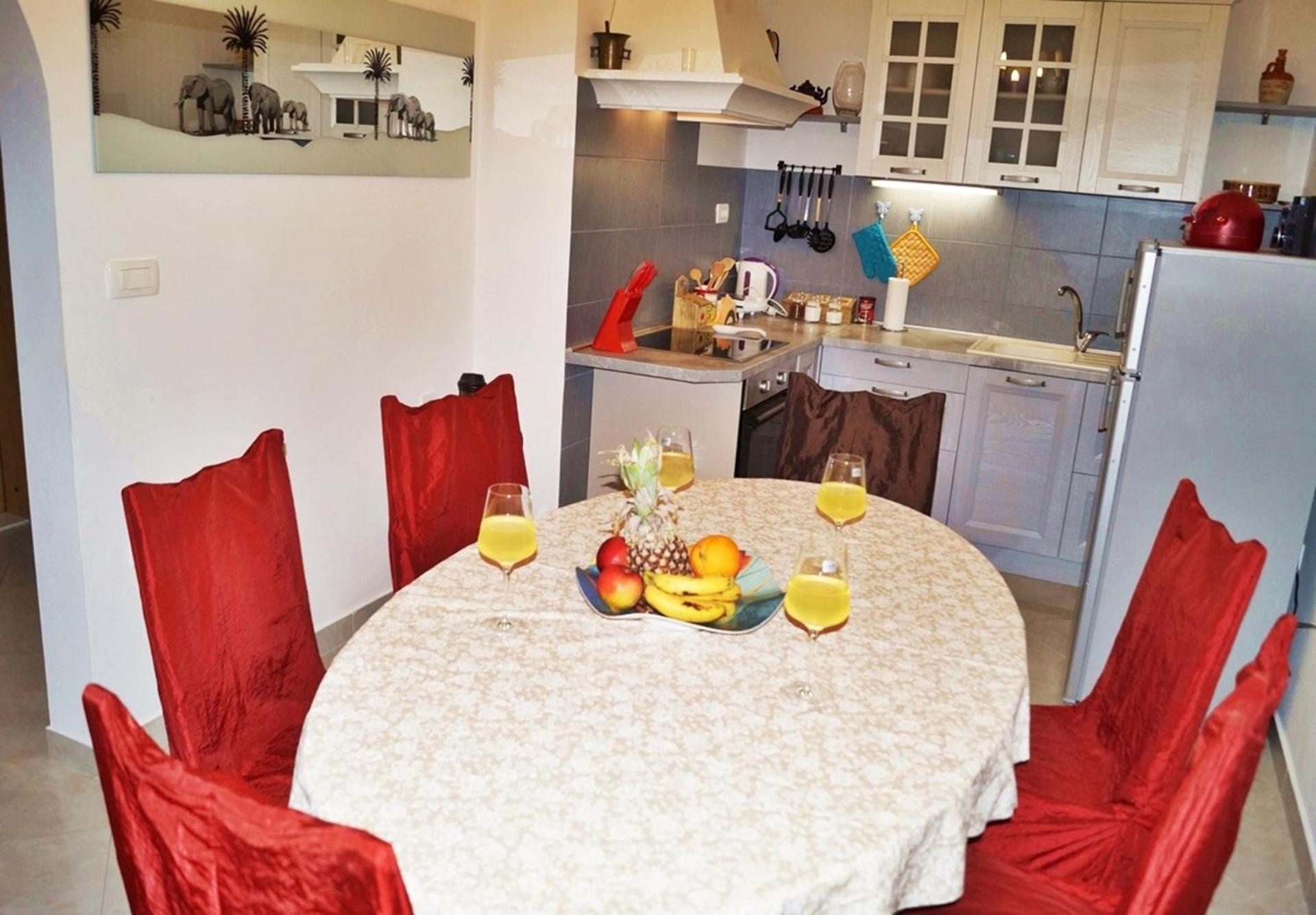 Apartments By The Sea Krilo Jesenice, Omis - 15145 Jesenice  Room photo