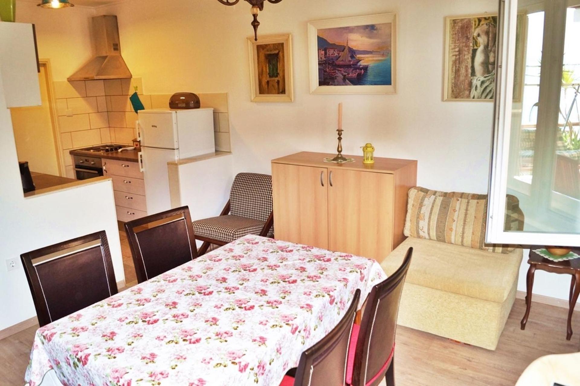 Apartments By The Sea Krilo Jesenice, Omis - 15145 Jesenice  Room photo