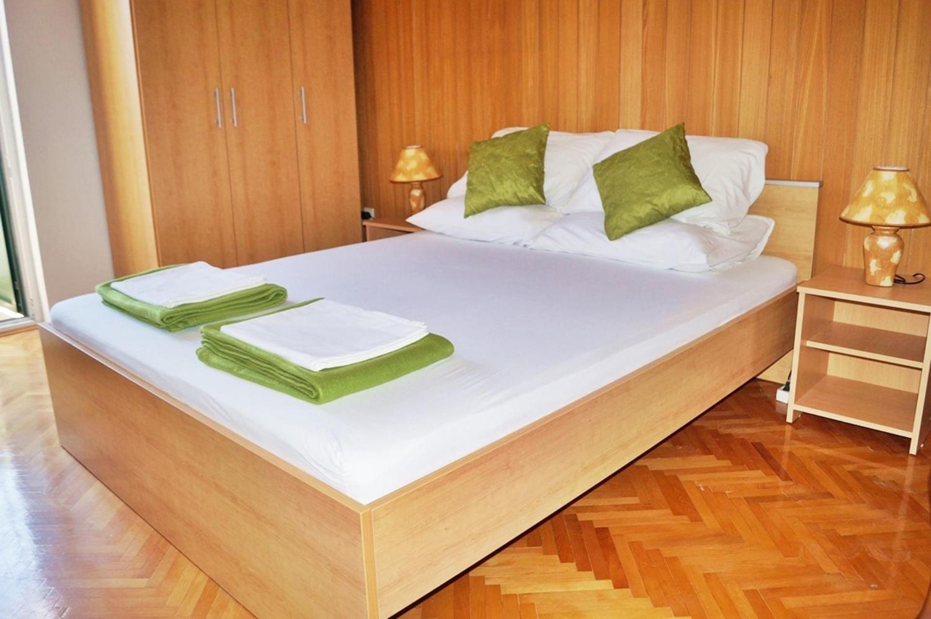 Apartments By The Sea Krilo Jesenice, Omis - 15145 Jesenice  Room photo